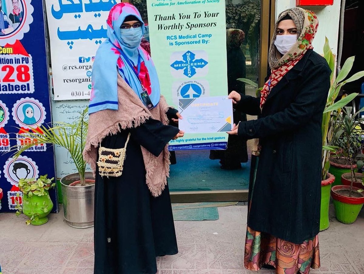 RcsOrganization's tweet photo. @RcsOrganization hosted its first medical camp, and its really a warming response from many young students who participated volunteerily.

The whole management team witnessed their passion towards the community welfare

 2/3

#ResourcesCoalitionSociety #FreeMedicalCamp #RCS https://t.co/9uSDH4cLsx