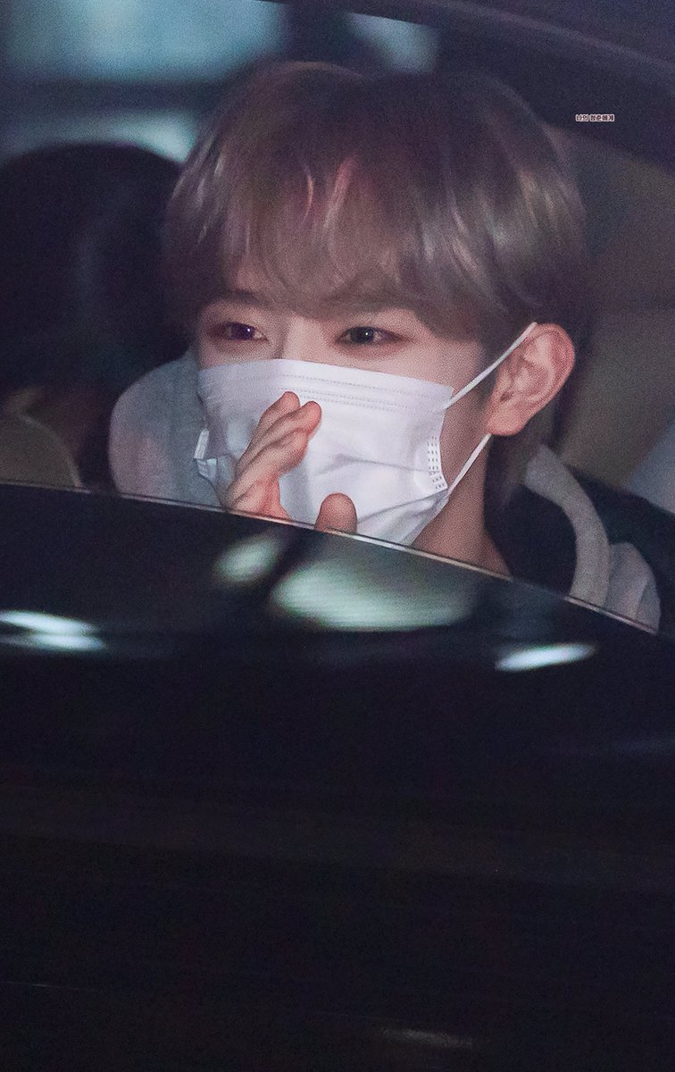 210120

미리 메리크리스마스😻💖💙

#강민 #유강민 #KANGMIN #예쁜공주님 #베리베리 #VERIVERY

<a href="/by_verivery/">VERIVERY</a>