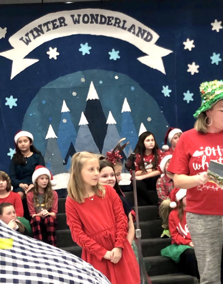 So thankful for our amazing Mrs. Farner and specials team who put together a wonderful holiday show with many of our 3rd-5th graders, including my Reese❤️