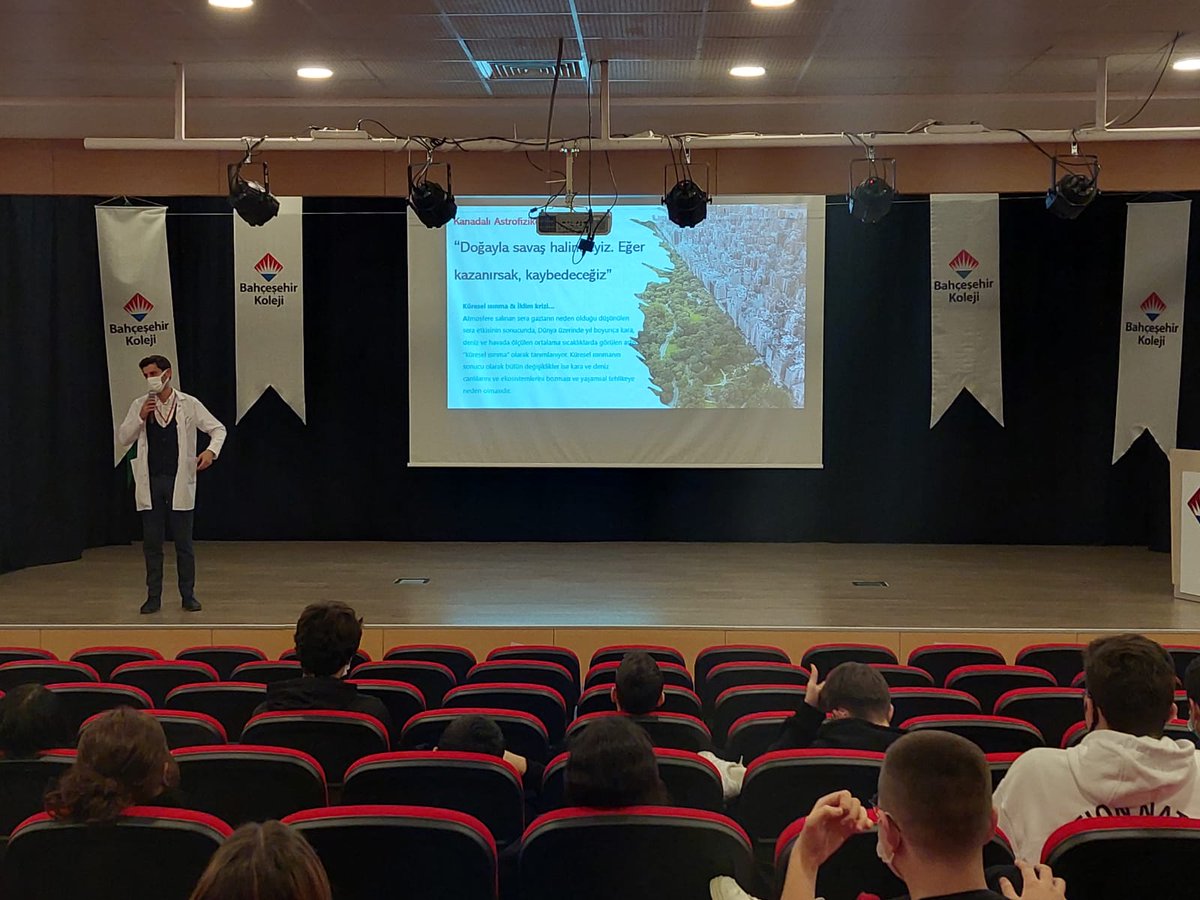 9-10-11.Sınıf öğrencilerimiz bu ay mentorluk etkinliğinde ''İklim Krizi'' için bir araya geldi. İklim krizinin nedenleri ve  yapabileceklerimiz üzerine değinildi.

#bahçeşehirkoleji
#iklimkrizinedurdiyoruz