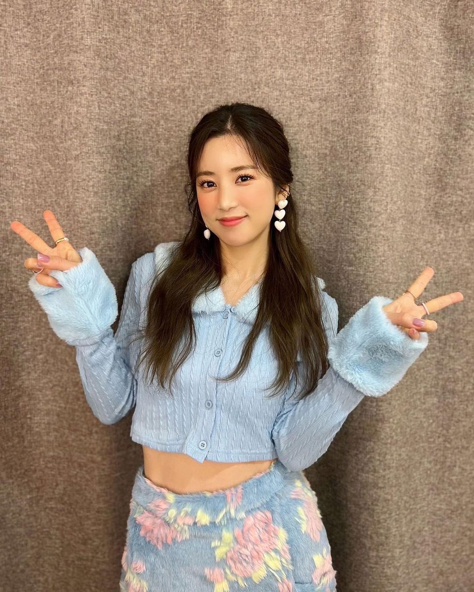 chorongth's tweet image. [IG] official.apink2011: [เอพิ้งค์นิวส์] 🎙โชรง&amp;amp;โบมี #YOURVIBES เบื้องหลังการถ่ายแบบเริ่มแล้ว! 🐼สดใสเหมือนกับผลไม้รงงี่ ถ้าได้อยู่ด้วยกันทุกช่วงเวลาคือปาร์ตี้🥳 #Apink #박초롱 #초롱 #CHORONNG