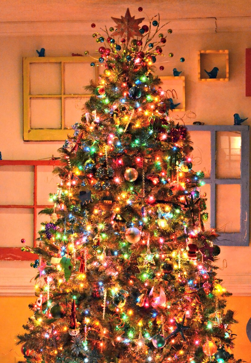 fanassmat's tweet photo. @filter_jiminpk Merry christmas be happy💜💜💜🌈 https://t.co/My7rBlWxLt
