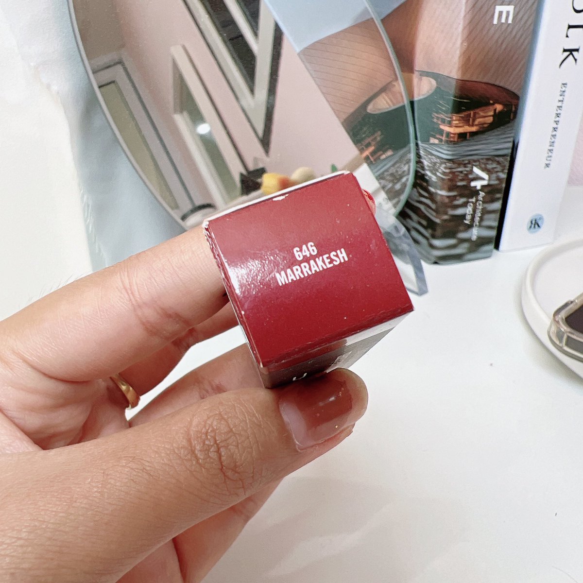iamreviews's tweet photo. แจกส่งท้ายปี🙆🏻‍♀️✨ ลิป MAC สี marrakesh 1แท่ง  กติกา : RT + ฟอล + เมนชั่นอิโมจิ ประกาศสิ้นปีนี้เลย พร้อมกล่องสุ่ม ใครอยากได้อันไหนลุ้นอันนั้นเลย จะลุ้นทั้งสองก็ได้น้า💖🙏🏻  #แจก #แจกฟรี #แจกฟรีไม่รีได้ไง #ไว้รีวิวห้ามขายของโว้ยย https://t.co/nirvNAnINp