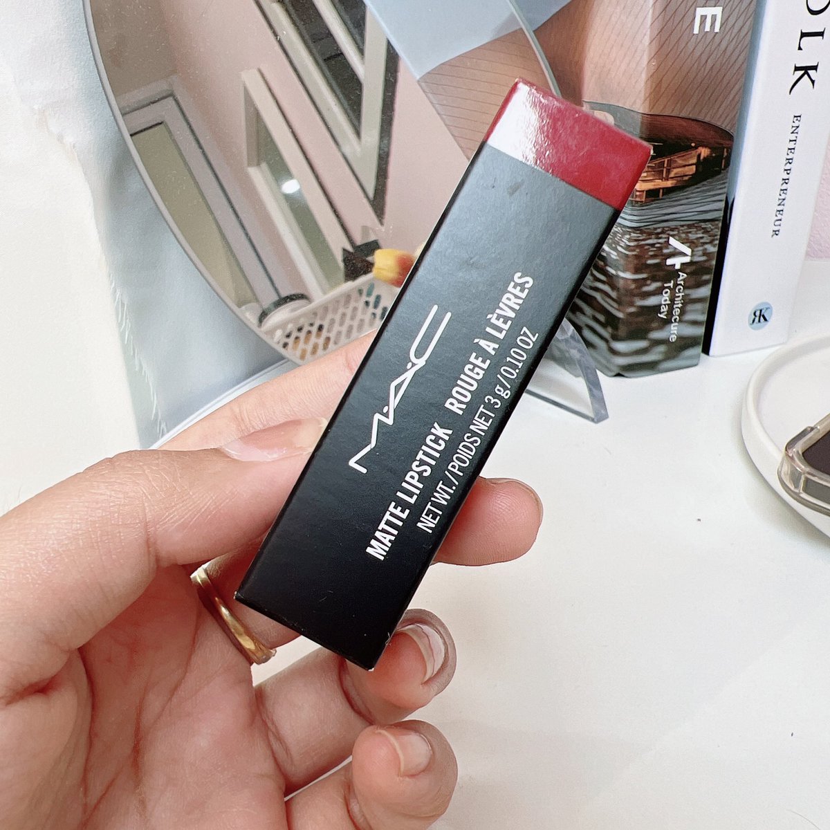 iamreviews's tweet photo. แจกส่งท้ายปี🙆🏻‍♀️✨ ลิป MAC สี marrakesh 1แท่ง  กติกา : RT + ฟอล + เมนชั่นอิโมจิ ประกาศสิ้นปีนี้เลย พร้อมกล่องสุ่ม ใครอยากได้อันไหนลุ้นอันนั้นเลย จะลุ้นทั้งสองก็ได้น้า💖🙏🏻  #แจก #แจกฟรี #แจกฟรีไม่รีได้ไง #ไว้รีวิวห้ามขายของโว้ยย https://t.co/nirvNAnINp