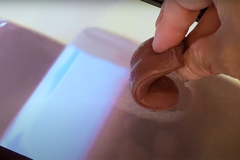 Japanese Scientist Creates #TastetheTV, A Screen That You Can Lick

lowy.at/mDYp3