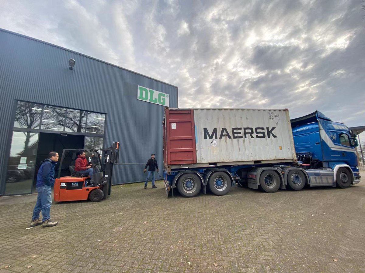 pytesivy's tweet photo. Just like Santa is coming to distribute gifts, Another container of DLG&amp;PYTES batteries has arrived in our Netherlands office yesterday... https://t.co/0dMZlvDb5p
