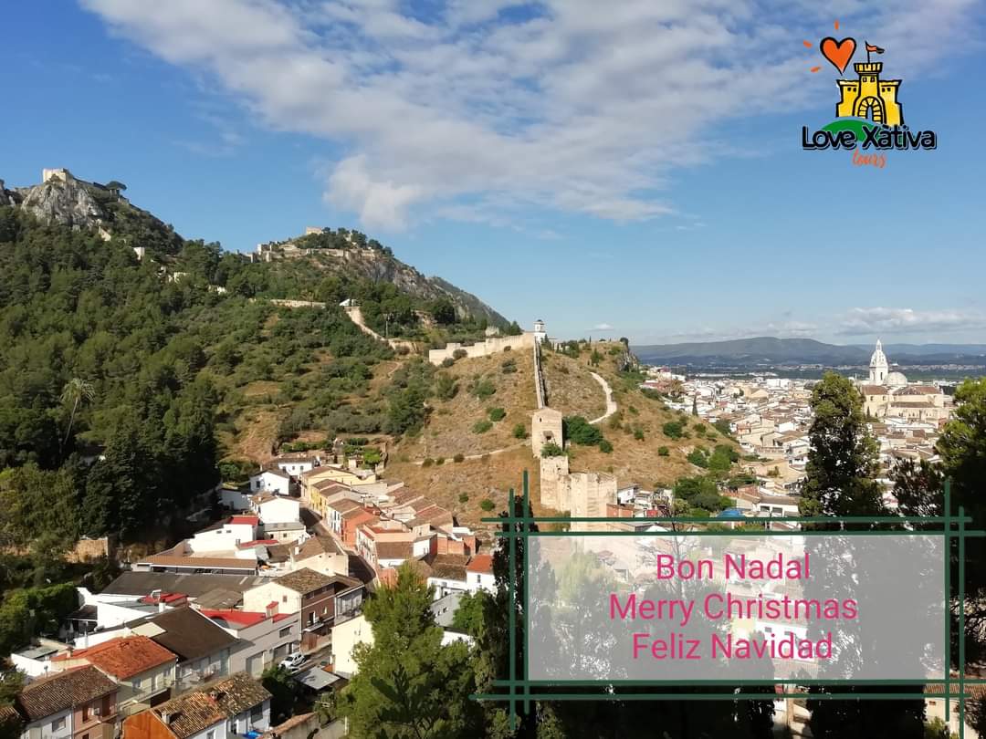 EstherPolop's tweet photo. El mejor regalo es tu presencia Felices Fiestas 🎄 🎅 🥂 #feliznavidad #bonnadal #merrychristmas 💖💖
#betlem més gran d'Espanya a #xativa #lacostera #comunidadvalenciana
#ciudadcultural #mediterráneoenvivo https://t.co/NJrcm1xI7U