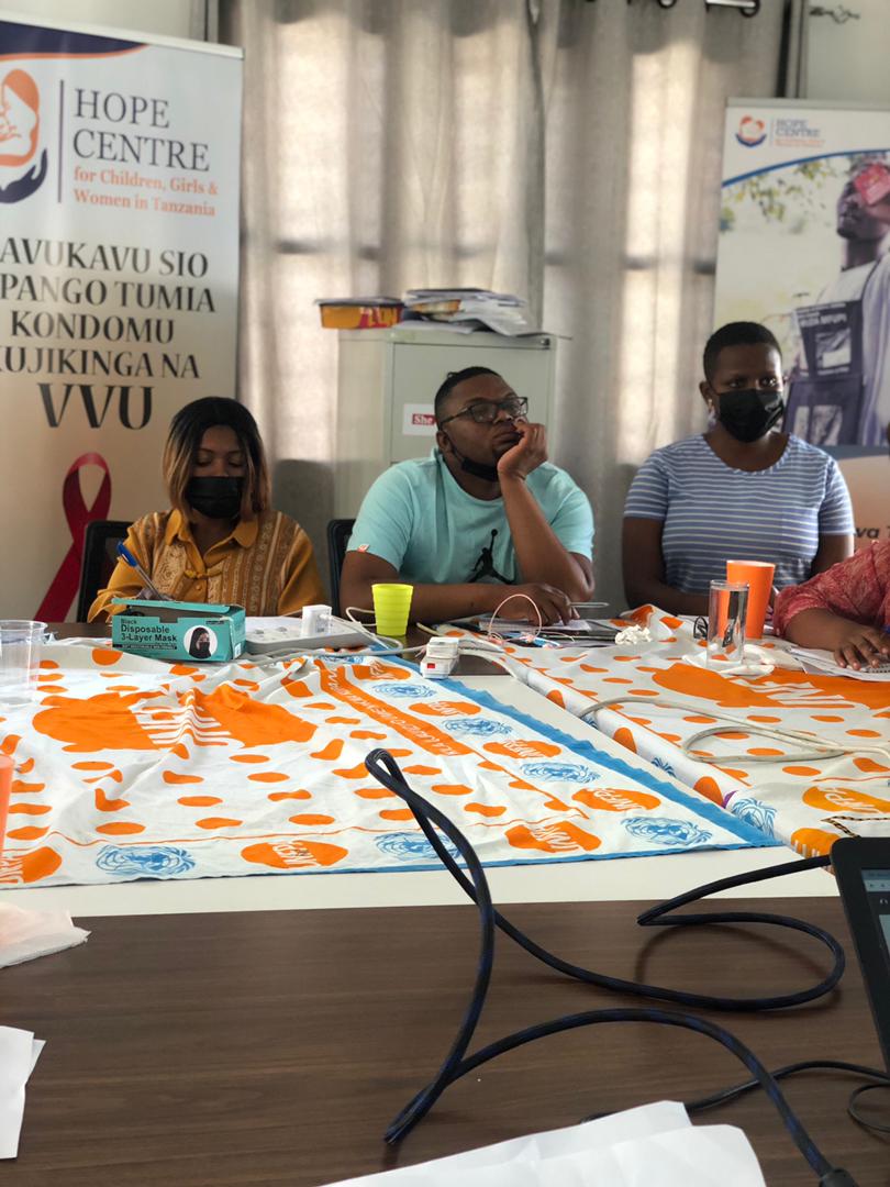 MatumainiCentre's tweet photo. As #youth, it is our responsibility to be aware of relevant information available in order to become good advocates in #socialaccountability (Sara, participant) @YouthActKE #NimeamuaTz #SheDecidesTz #HopeCentreTz #youthpowerhub #ICPDcommitments #YouthActKE #SocialAccountability https://t.co/WccY8aQ7e7