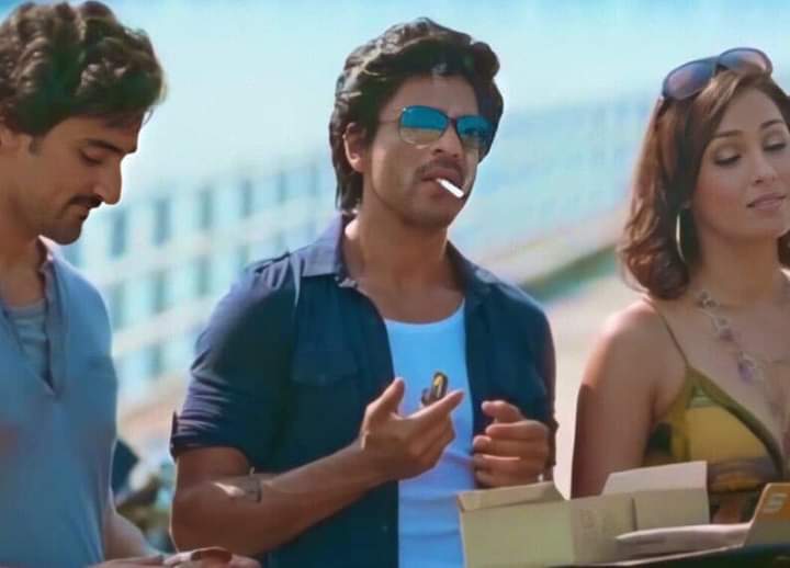 SRKUniverseBGR's tweet photo. That last scene from Don 2..
So beautiful @LaraDutta and so hot @iamsrk ..one of his best looks π π β€π£
#10YearsOfDon2 https://t.co/A0c7op4zhv