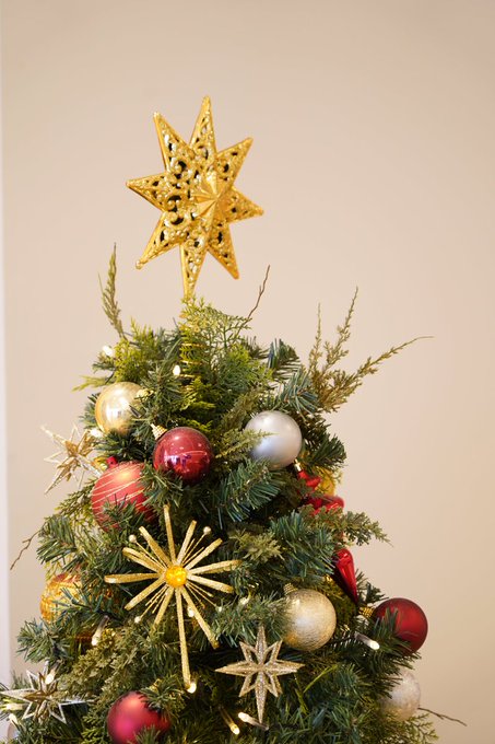 編集ちゃんにかなり怪しまれてる。

原稿やらずに遊びにでかけやしないかと。

クリスマスだしね。

安心して!遊びに出かけず描いてるよ～。

だから電話してきても
集中してるから出れないよ～。 