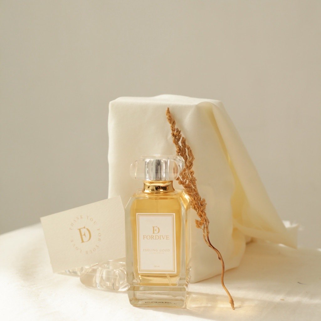 RacunCewekk's tweet photo. Rekomendasi Parfum Wanita ✨

A Thread https://t.co/arERiQZjWd