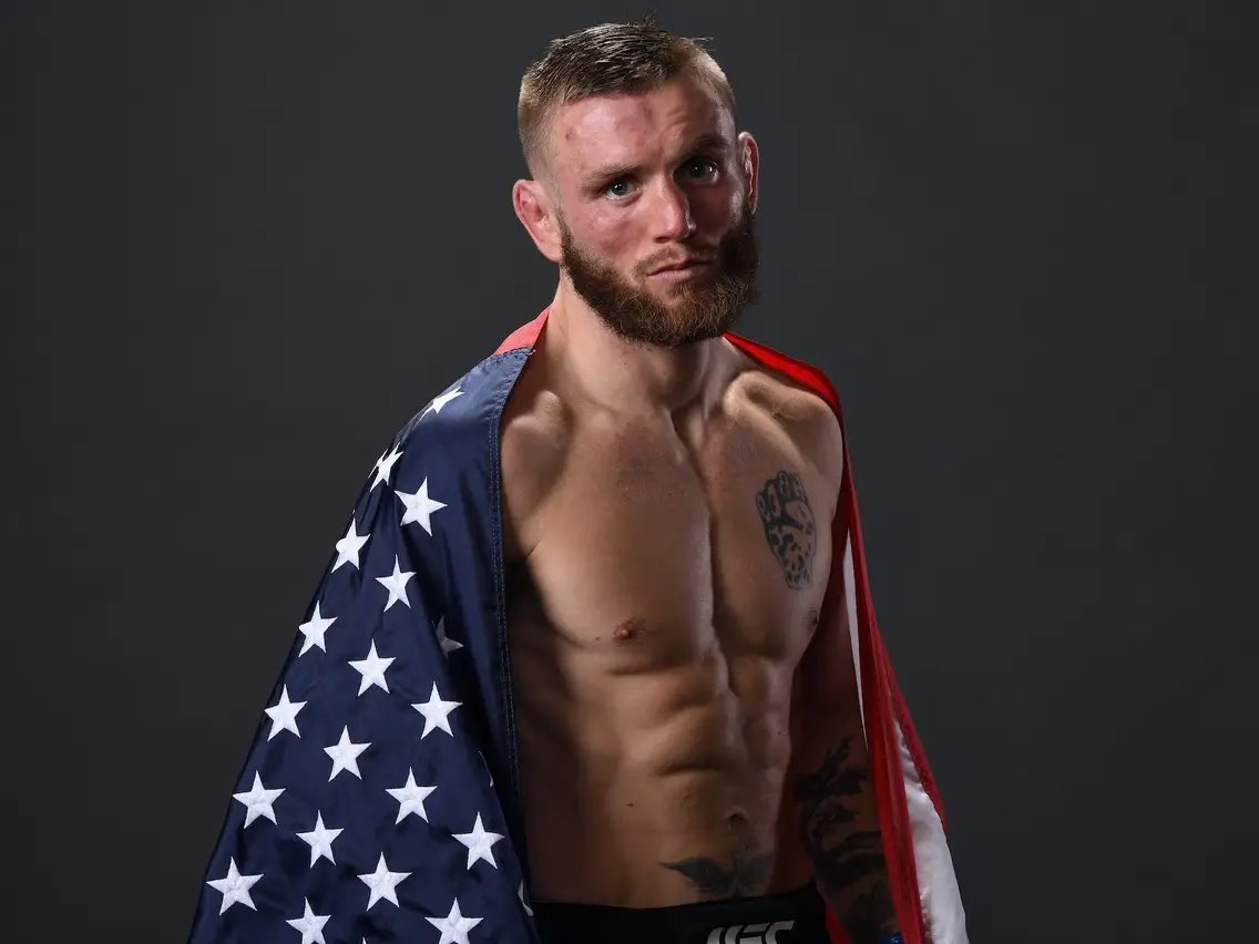  Happy 35th birthday to UFC flyweight Tim Elliott!    