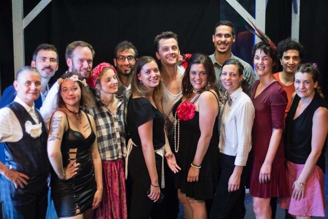 ExchangeTheatre's tweet photo. We wish you all a very happy festive season. Be with your family, friends and people who make you feel good. Together we are stronger. #TheatreCompany #Multiculturality #inclusion https://t.co/4UdnqmGo9c