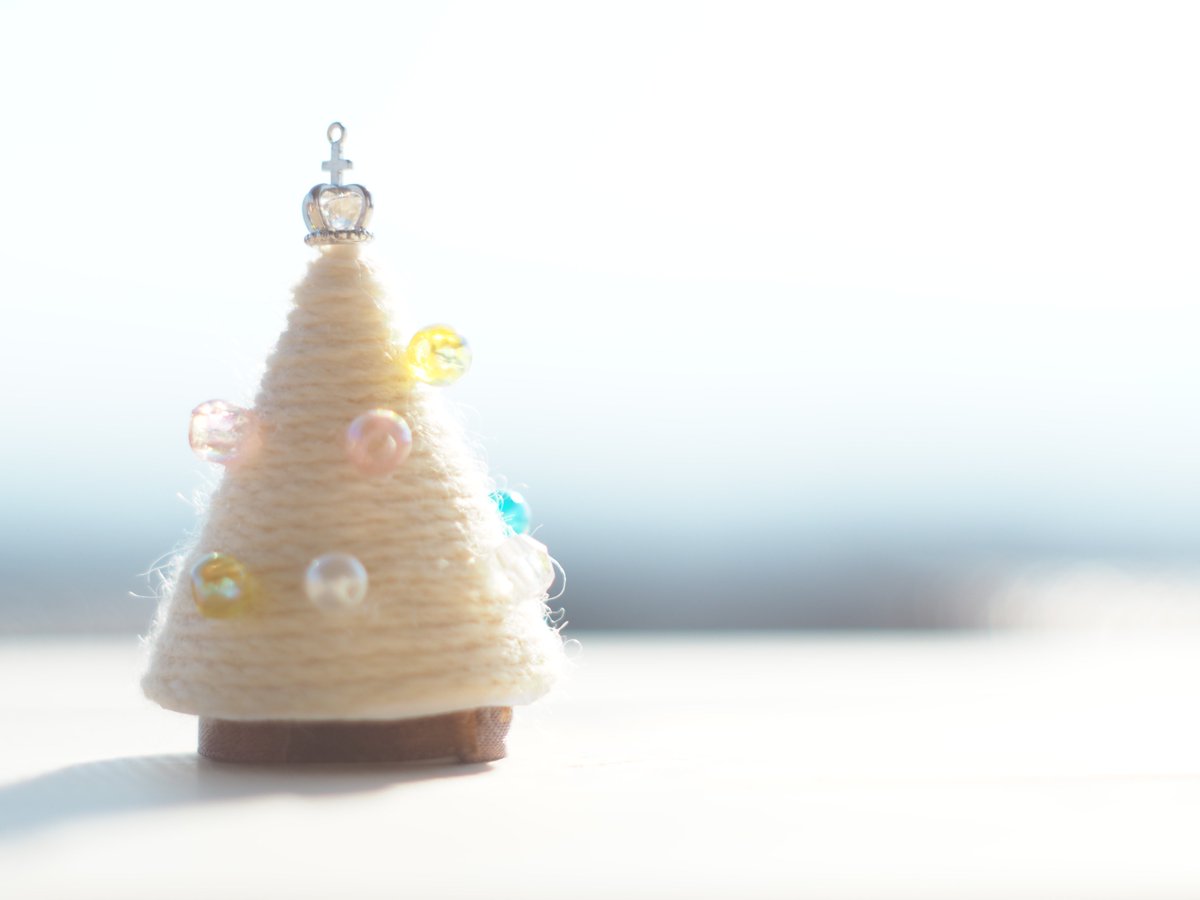 usagi_handmade's tweet photo. ＊Happy Xmas＊

  ♪John Lennon https://t.co/a8aYMLihJn