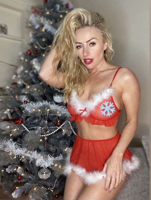 Who&rsquo;s in the festive mood 🎄🤩🎉 https://t.co/2rj0bil5Nf