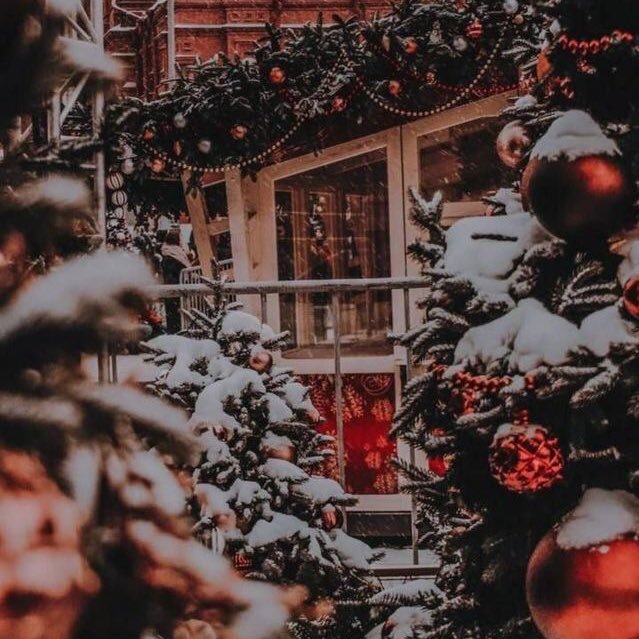 𝐨𝐥𝐢𝐯𝐢𝐚 𝐰𝐡𝐢𝐭𝐞 𝐰𝐨𝐨𝐝𝐬. (@heretherealain) on Twitter photo 