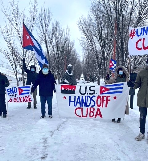No matter the snow and the cold weather Vancouver expressed  solidarity with Cuba and demanded the end of the blockade. #NoMoreBlickade #CubaVive <a href="/fernando5hicap/">Fernando5hICAP</a>
