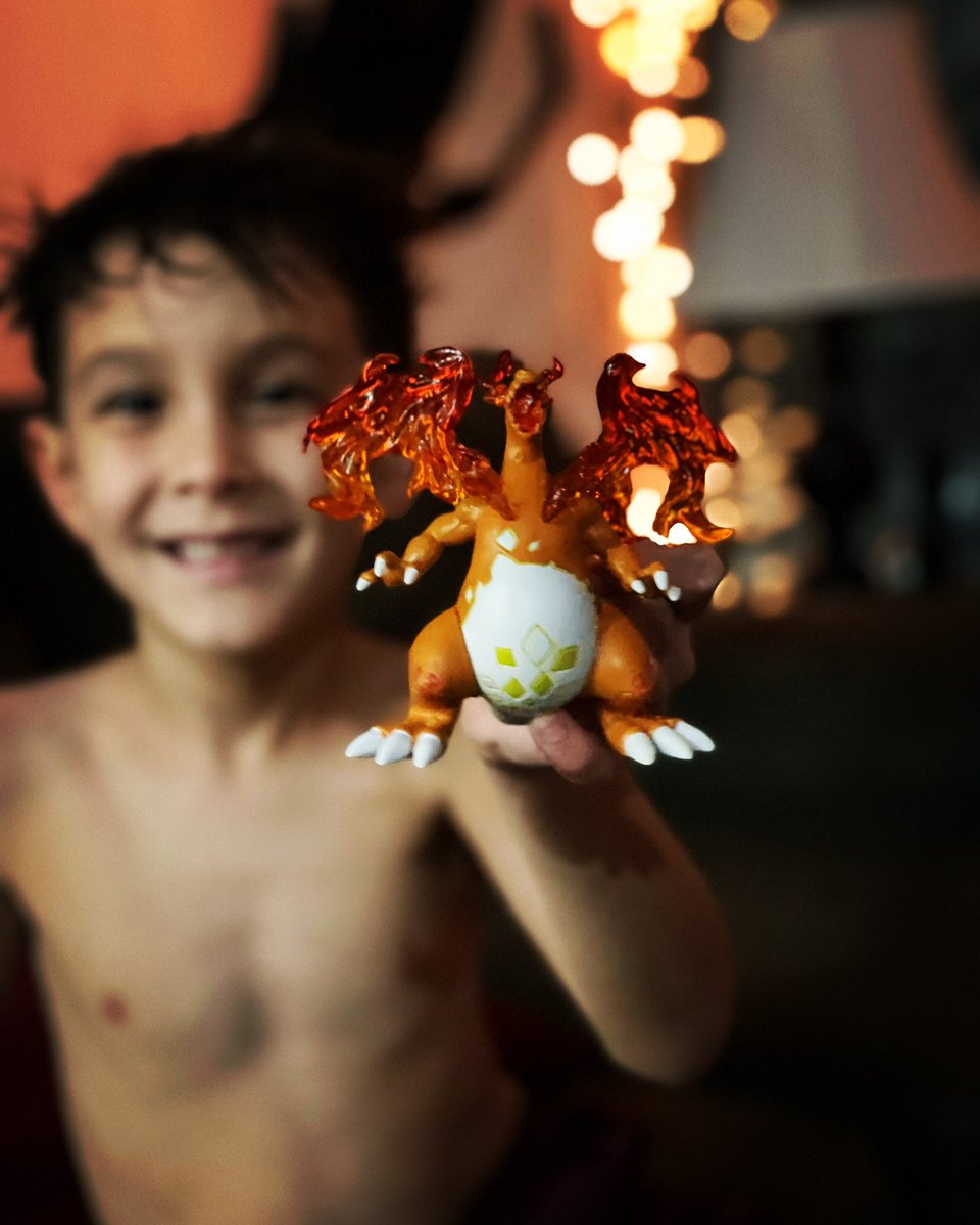 mxs02a's tweet image. Got the little one a VMax Charizard figurine. He took it in the shower with him. When asked about it he said: he’s a fire type and gets ashy. 🤣

#pokemon #charizard #vmaxcharizard #firetypesgetashy  @Pokemon