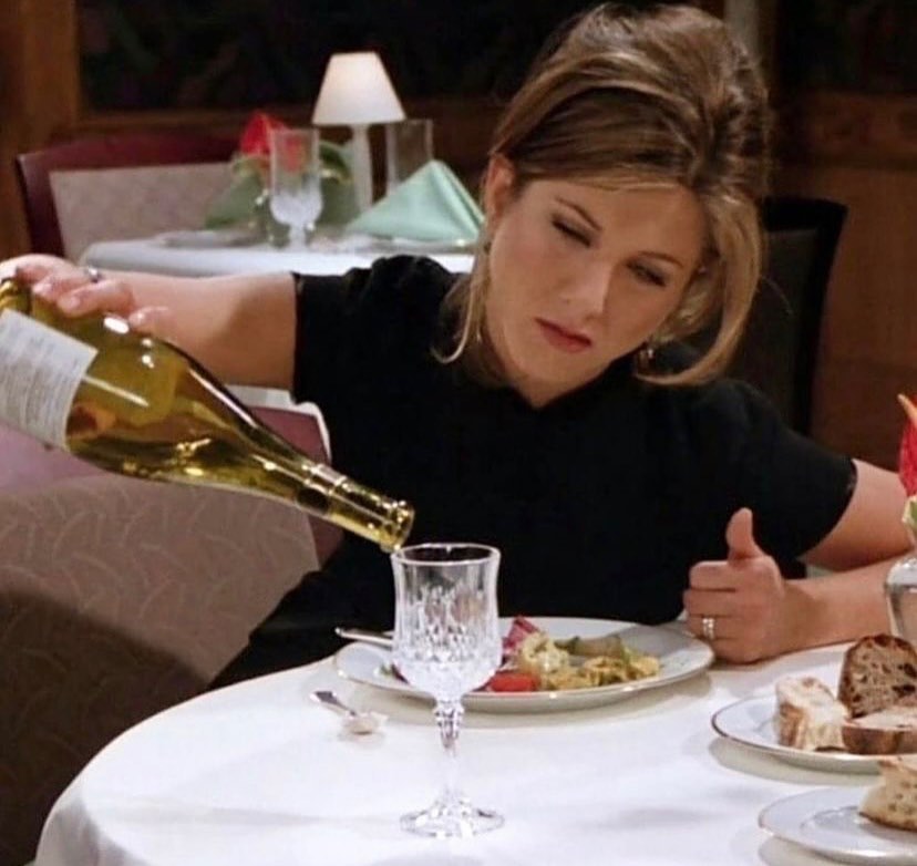 isawitfirst's tweet photo. Christmas Eve MOOD 🥂 https://t.co/NMDrqbxZFv