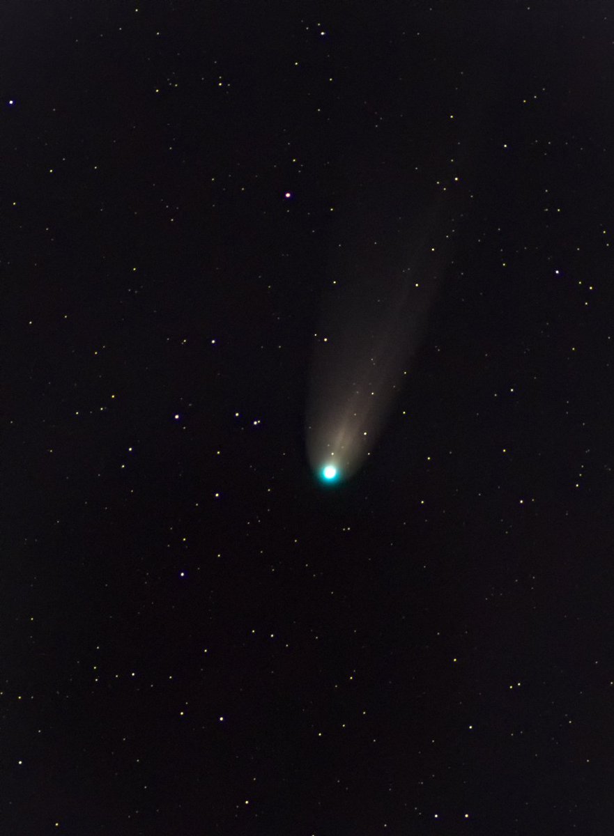 TheBrownReaper's tweet photo. Comet Leonard from suburban Perth skies. #CometLeonard #Astrophotography #perth #space #leonard #Cometaleonard https://t.co/9Zk3fVav7M