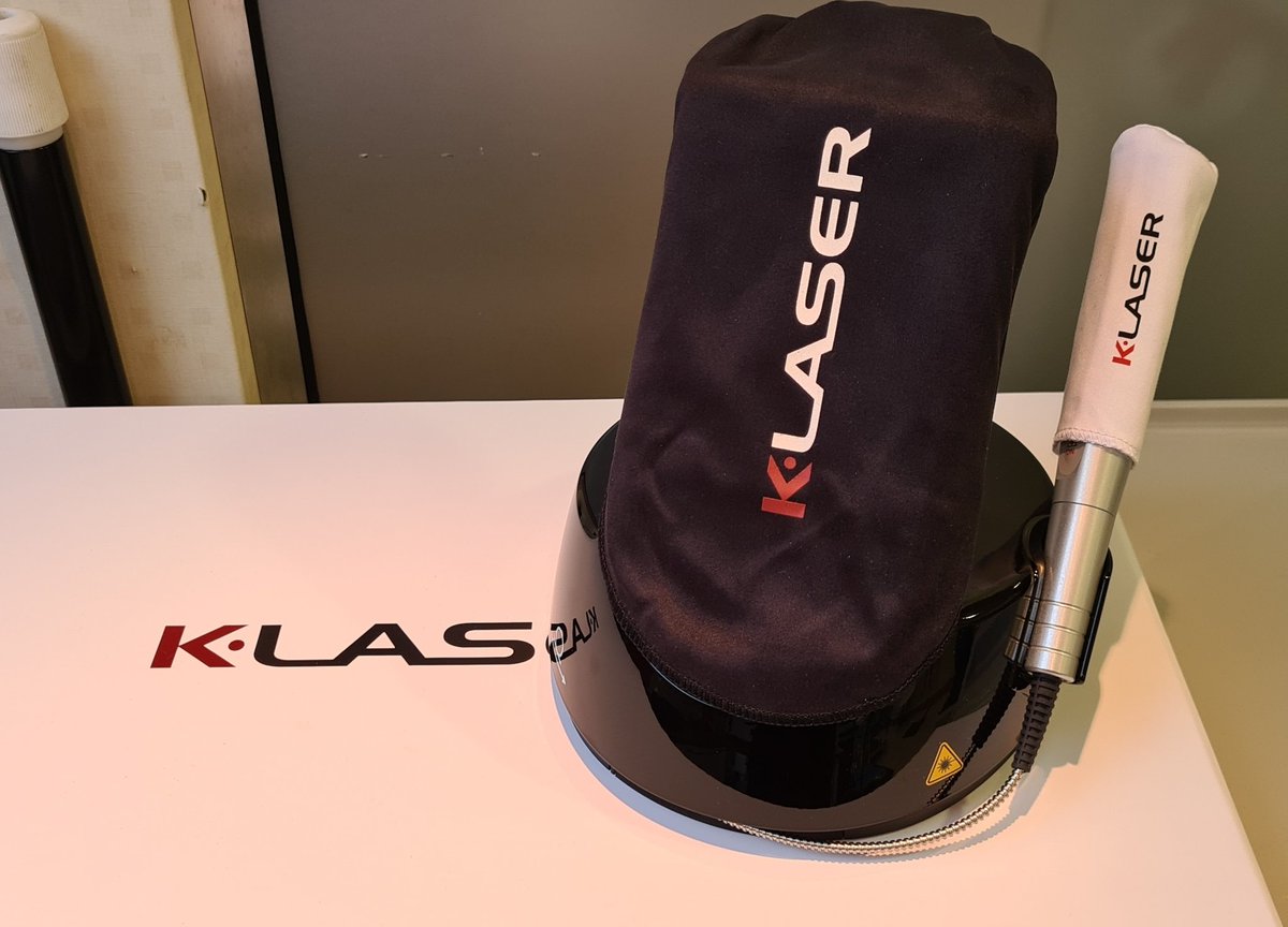 PodMarty's tweet photo. The Christmas gifts from the boss get better every year 😉 @thefootmedic 

#LaserTherapy https://t.co/3TviV7CDEH