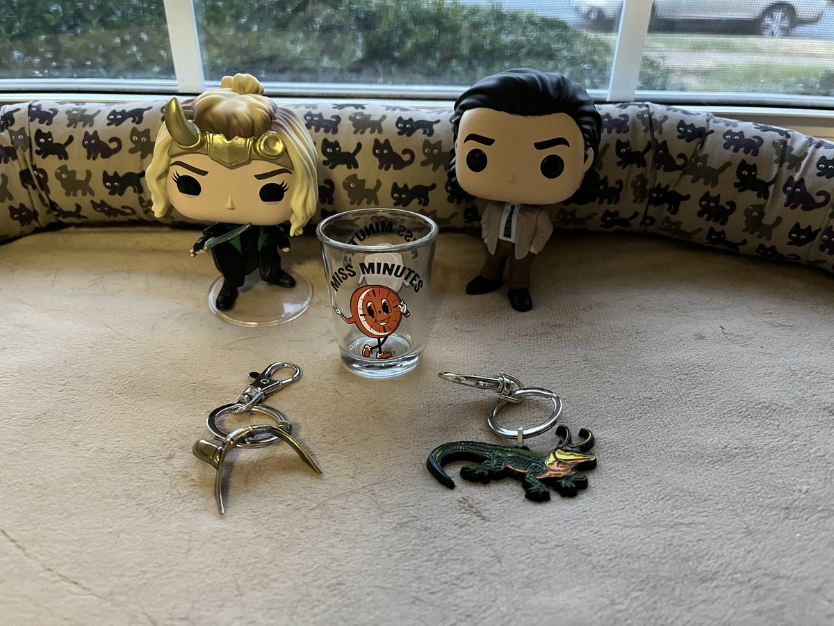 TheMadamesPod's tweet image. The greatest #Christmasgift of all is having a significant other who just gets you 😍

#Christmas2020 #Loki #Sylvie