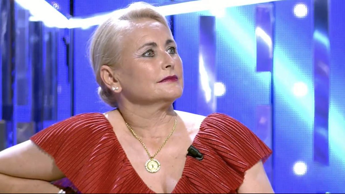 AngelaPorteroCF's tweet photo. ¿Quién crees que lleva razón en la final de Secret Story?

🔃 Jorge Javier Vázquez
❤️ Lucía Pariente

#SecretFinal #yoveosalvame https://t.co/rZPEH3PmkC
