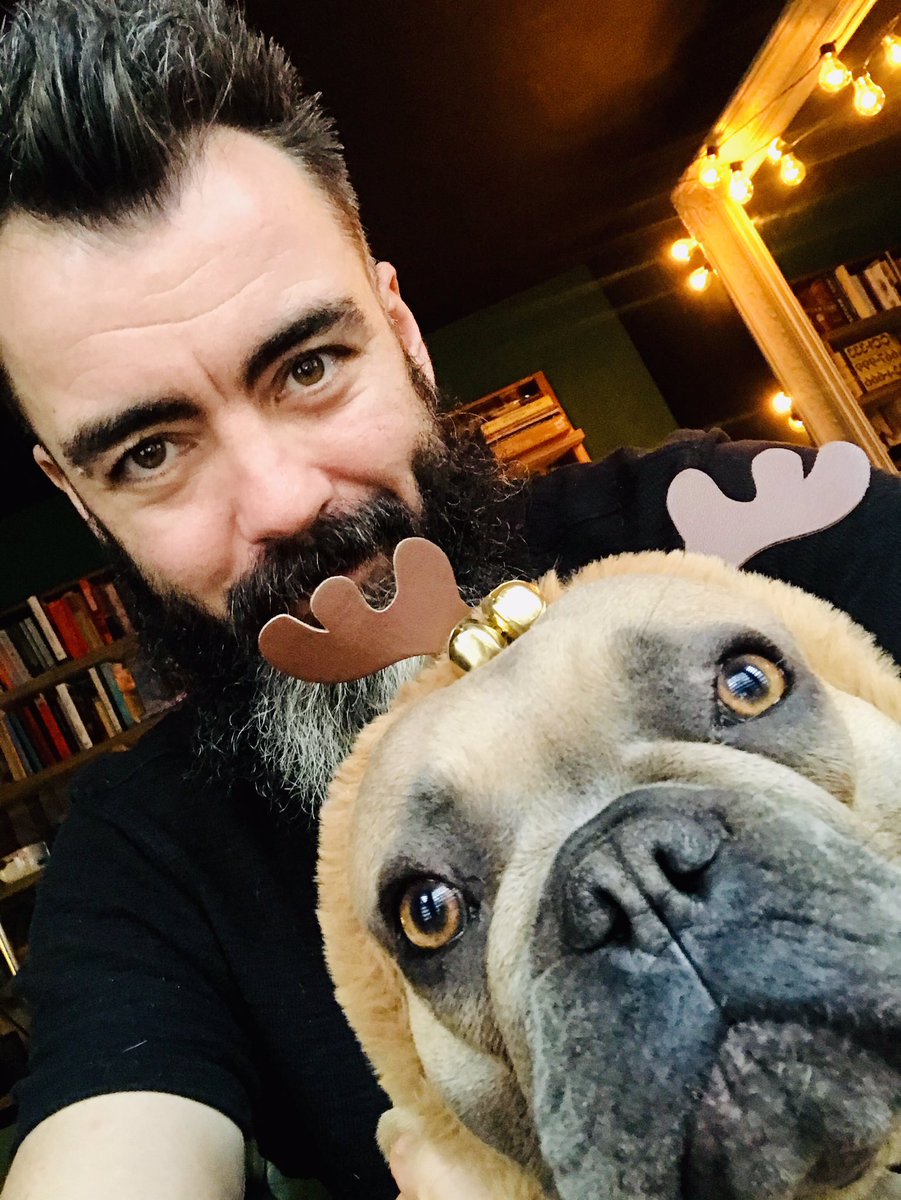 ArchieMac12's tweet photo. Merry Chrimmus x https://t.co/VOqbaQZZO1