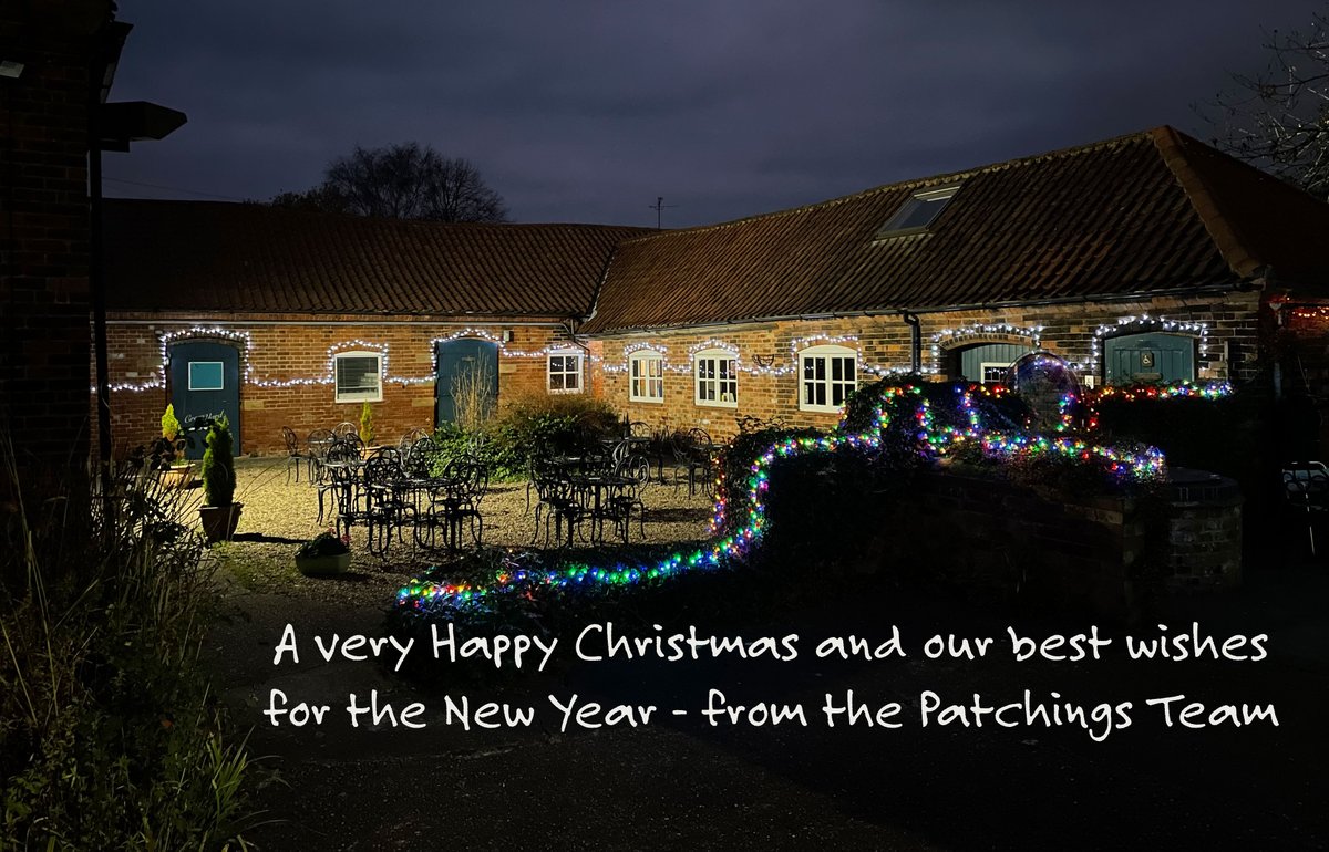 PatchingsArt's tweet photo. @charlesevansart May we wish all friends, visitors and supporters of Patchings a very happy Christmas and best wishes for the New Year. We look forward to the opportunity of enjoying art with you during the year ahead. https://t.co/RlRh7Wup64