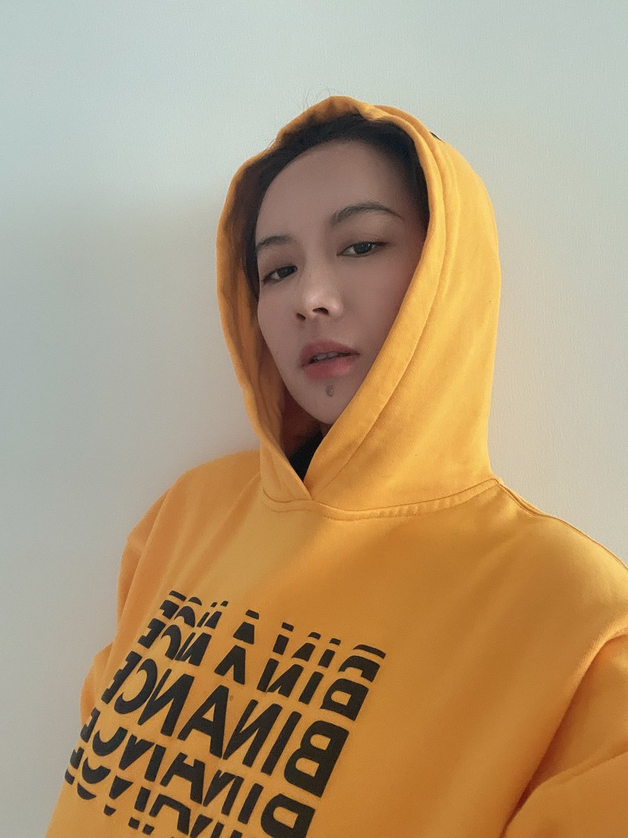 #Binance #bnb  #ETH #BTC #BSC  #Crypto #DeFi  ⚠️⚠️⚠️how to translate：“穿上这件卫衣，你就是这条街最靓的仔”?