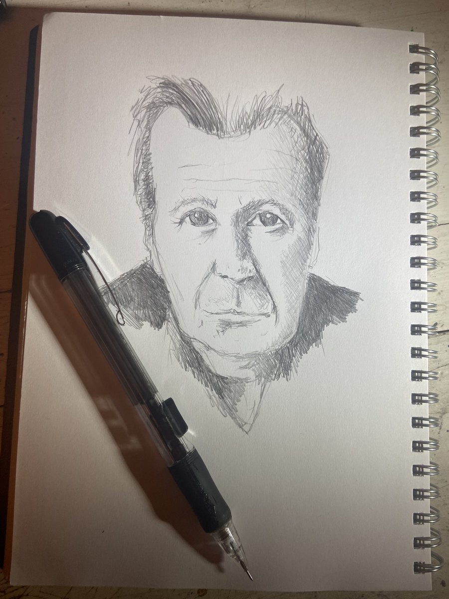 anyhingAirbrush's tweet photo. Did a bit of practice drawing . Here’s my attempt at Gary Oldman . What do you think . #art   #artwork #famous #actor https://t.co/p2q8XyNgKR