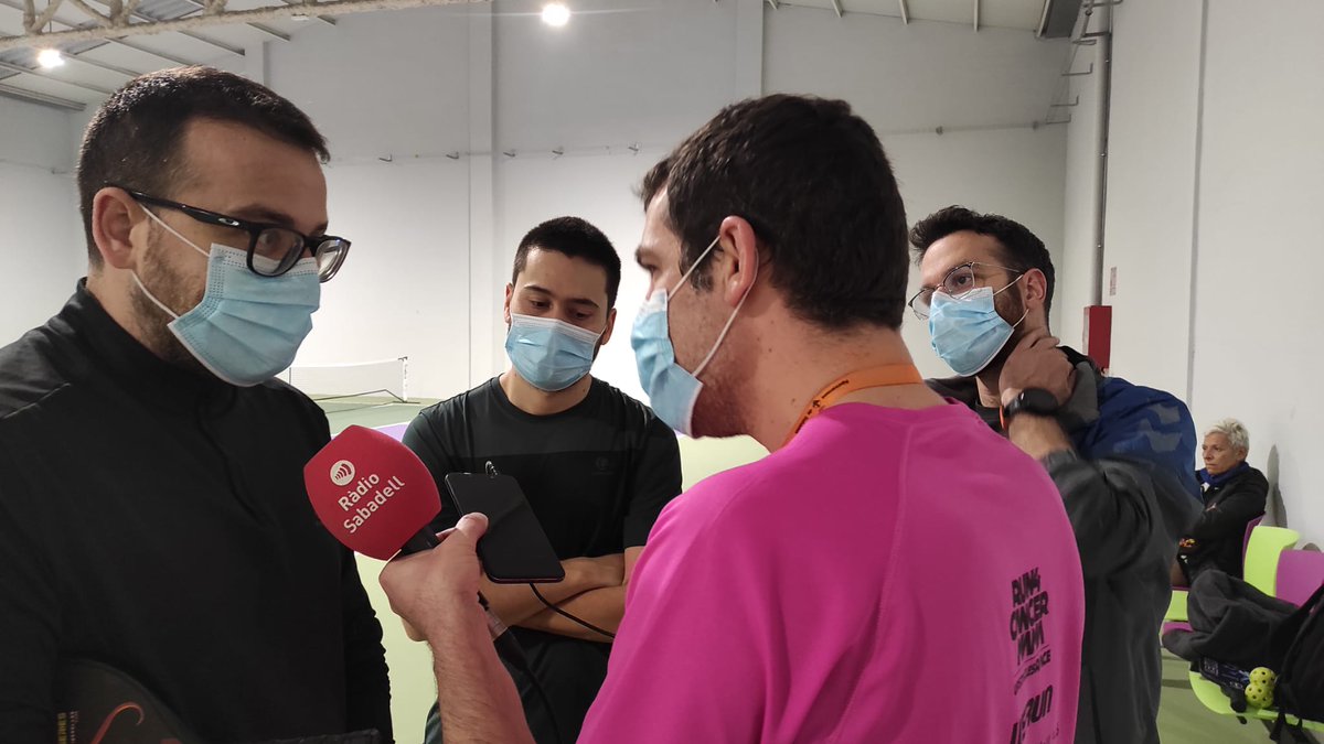 VilaPickleBall's tweet photo. Los cracks del programa deportivo Hotel Suís de @RadioSabadell nos visitaron para conocer el pickleball.
Gracias por todo, fue un placer!😄

Enlace(min38)
➡️https://t.co/1W1XaLfsJV

#pickleball #deporte #radiosabadell #pickleballindoor #pickleballsabadell #pickleballbarcelona https://t.co/HPm439qi6U