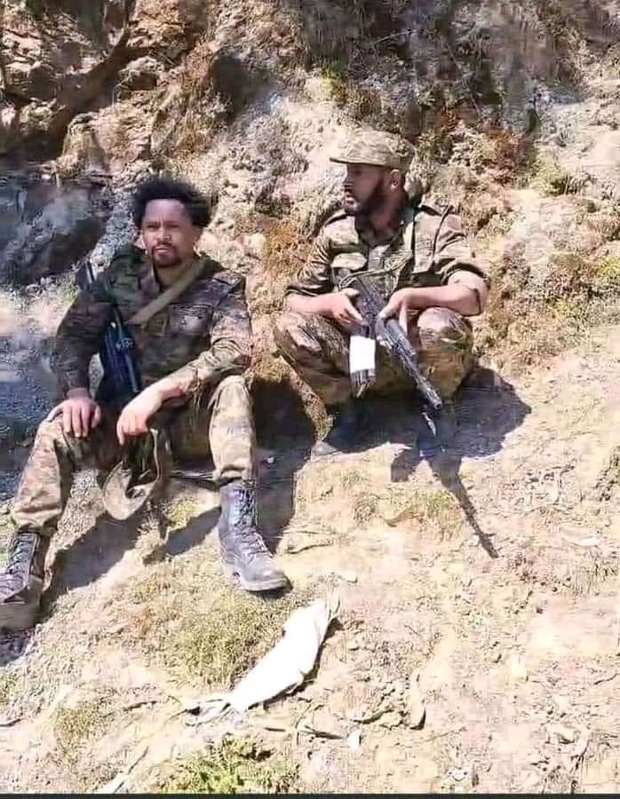 nafyadwakjira3's tweet photo. Atilet #Faisa Lelisa, the hero who can not be imitated and who truly loves his country! #NoMore https://t.co/z4WlHbVCf3