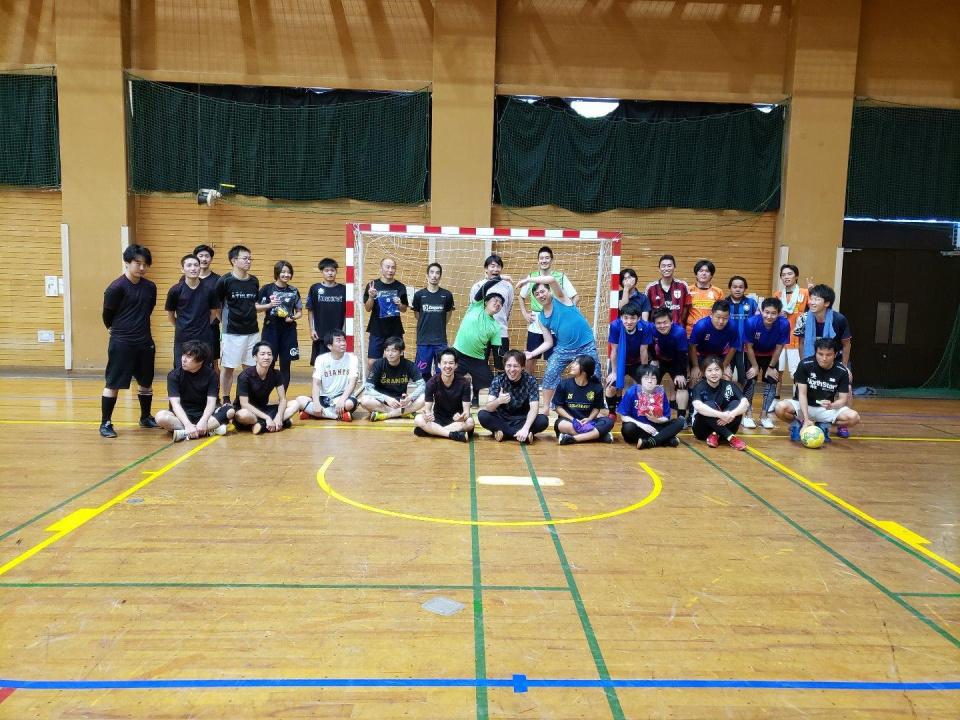 下町フットサル インドアです 25日 9 00 荒川区 で エンジョイサル 個人参加者 当日直前まで大募集 チームもok 男女 初心者の参加大歓迎です T Co Csnvbyhtqv フットサルの個人参加 東京 荒川区 T Co Skhpaobjpa