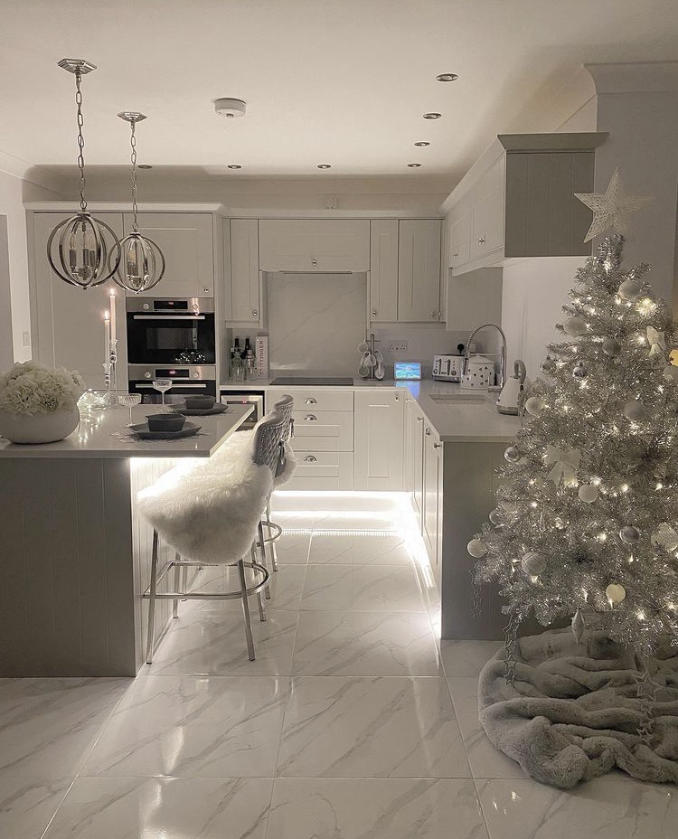 Wren Kitchens & Bedrooms tweet media