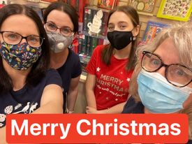 DymocksE's tweet photo. Merry Christmas Everyone! 
Thanks for your wonderful support this year. We hope you all enjoy some time with your families and we'll see you all again on Mon 27th.
@Dymocksbooks
#christmas #bookstore #ShopLocal https://t.co/kaubKYBs8L