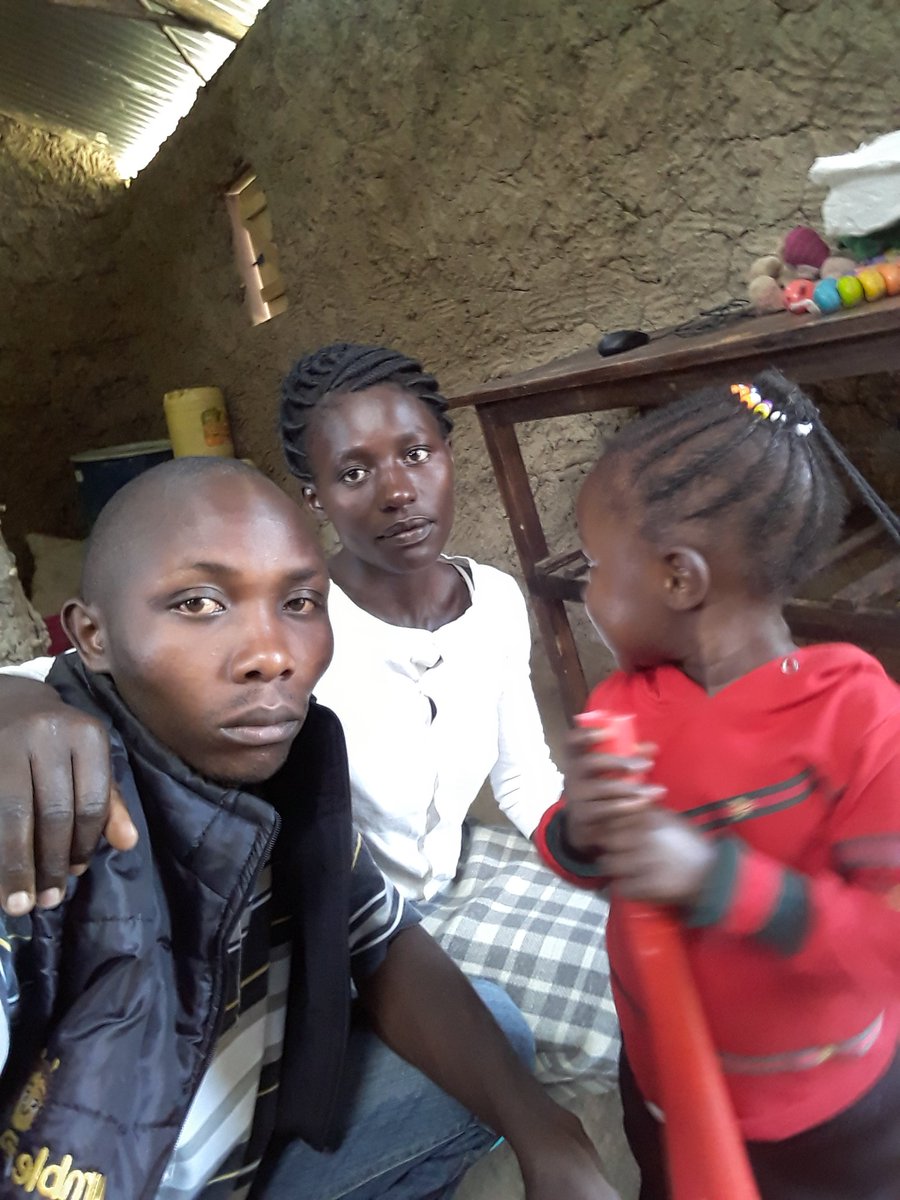 HMalumu's tweet image. I wish you merry Christmas with my young family member,God bless you all families