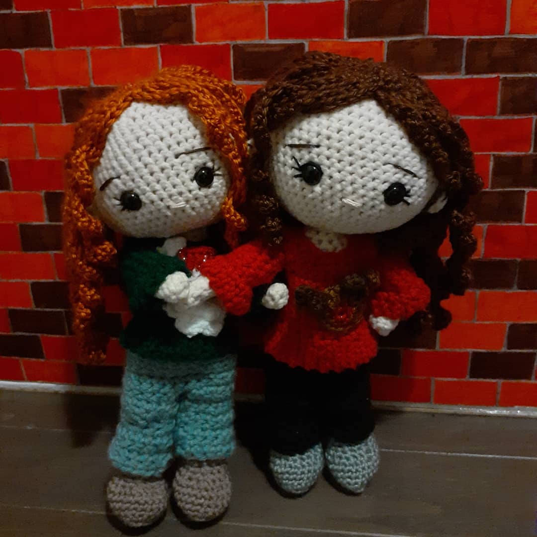 rabidnar's tweet photo. Merry Pitchmas. These two are ready to be shipped off to their new home. :3 #Bechloe #Pitchmas https://t.co/PBN16EQI1I