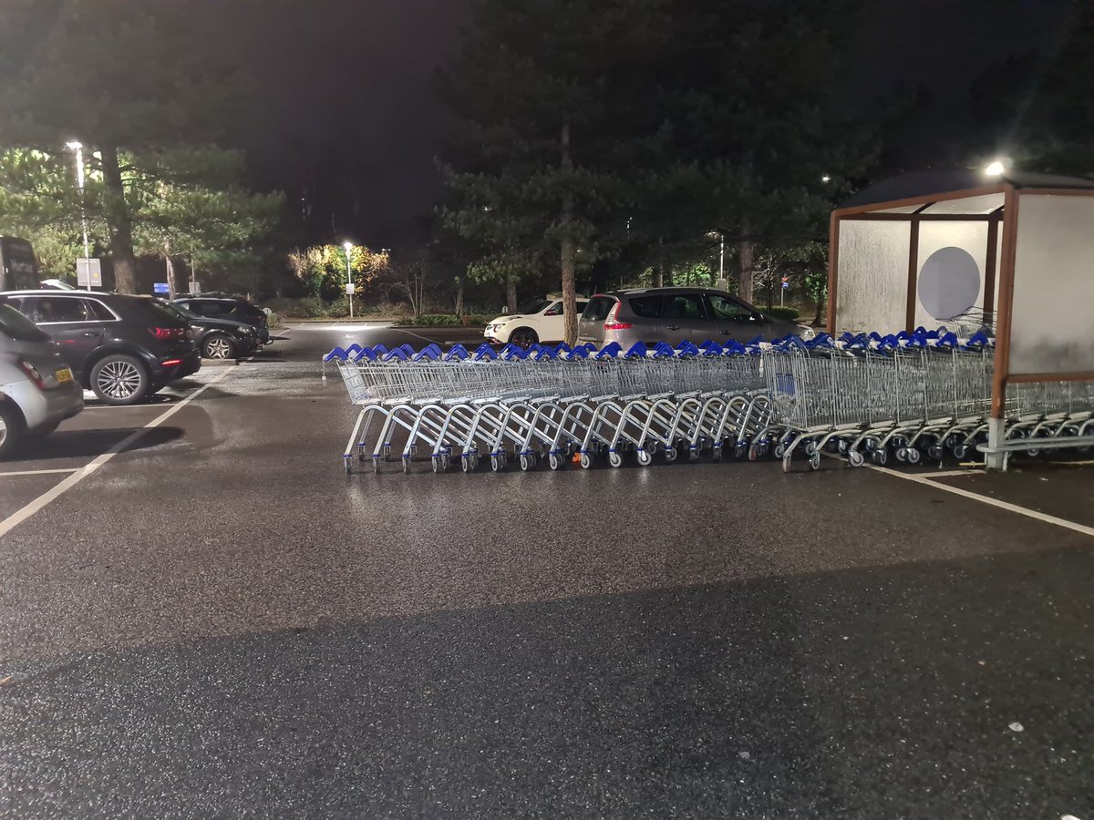 #tesco looks like you are ready for a busy day at poole shame its blocking the car park