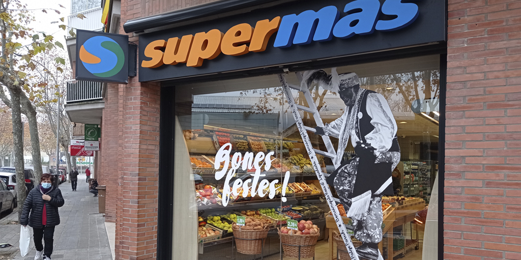 supermas_sl's tweet photo. Tot l'equip de @supermas_sl us desitgem unes molt Bones Festes! Que res no ens prengui la il·lusió! https://t.co/PhuJS1z6DD