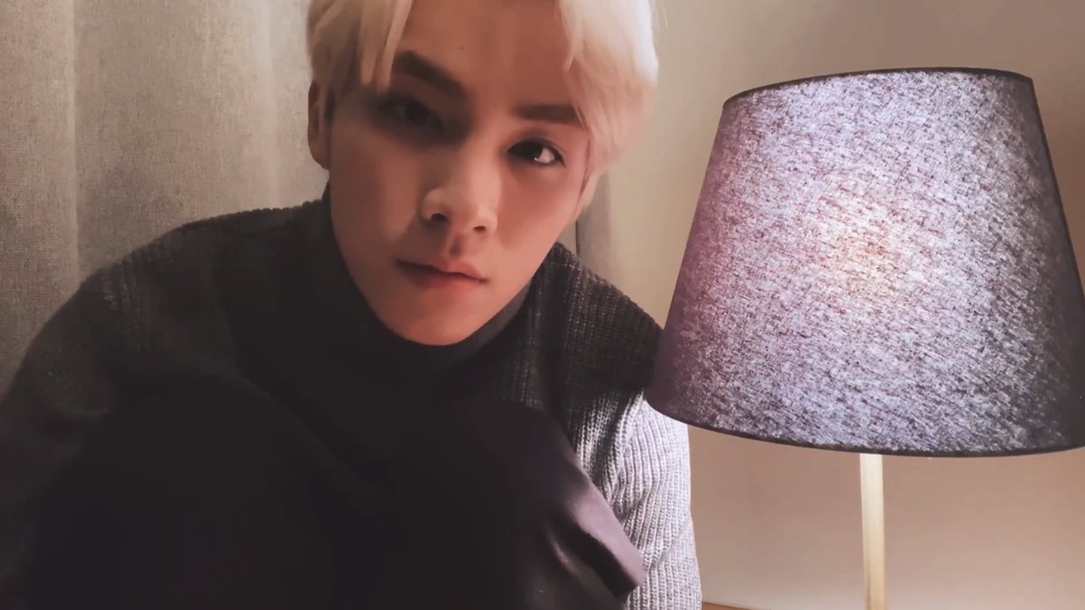 Hourly Xiaojun tweet media