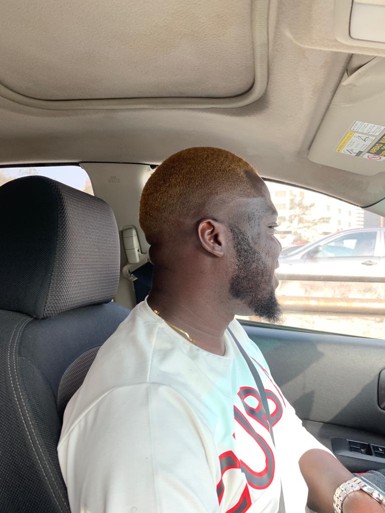 MrAsimolowo's tweet photo. Finally switched it up!! 
Top - @cURBAN_PLACE https://t.co/GeB7Z1Jv0w