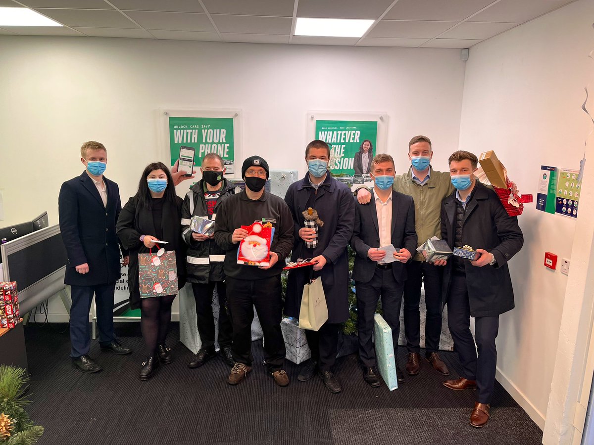 Secret Santa at 35 🎅🏼🤶🏼🎄#ChristmasEve <a href="/JoshuaGarbutt3/">Joshua Garbutt</a> <a href="/DicksonOli/">Oli Dickson</a>