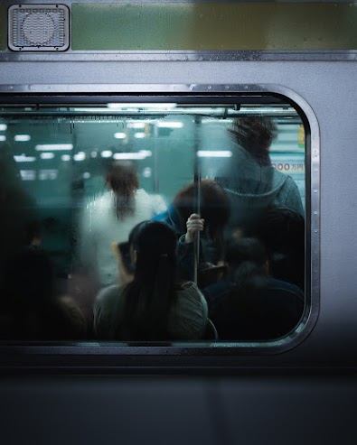 teemusphoto's tweet photo. Dark street photography from my Tokyo Stories collection https://t.co/de5f9z8h8o