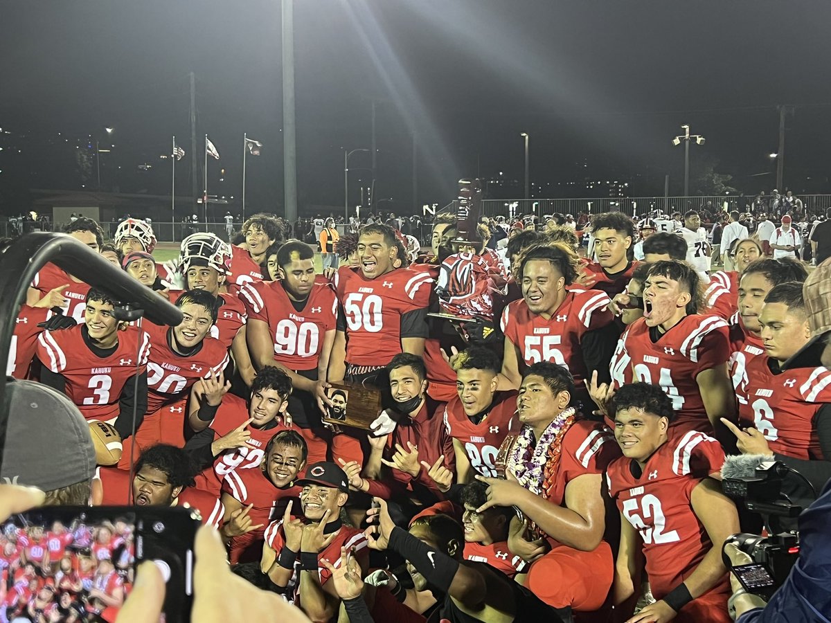 Congratulations to the Kahuku Red Raiders🏈🚨HHSAA OPEN DIVISION UNDEFEATED STATE CHAMPIONS 🏆🏆🏆🏆 GO BIG RED! 🤙🏻