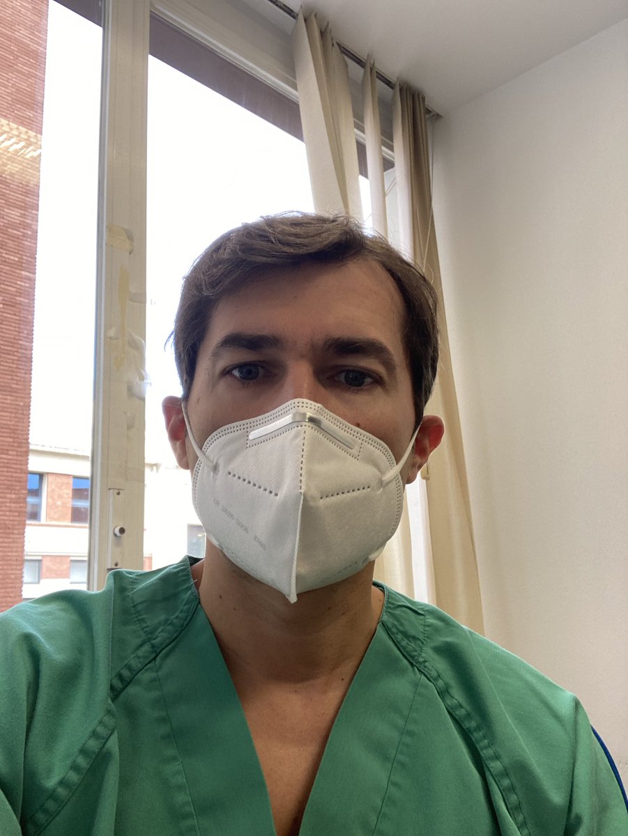 SantasEnrique's tweet photo. Aquí desde @GVAclinic, feliz Nochebuena y feliz Navidad 🎄 para todos mis compañeros y amigos de #cardiotwitter  

Merry Christmas to everyone! https://t.co/S6Gjw83grK
