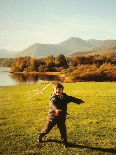 lwtcorebot's tweet photo. happy birthday little rockstar <3 https://t.co/VRaypDlKPJ