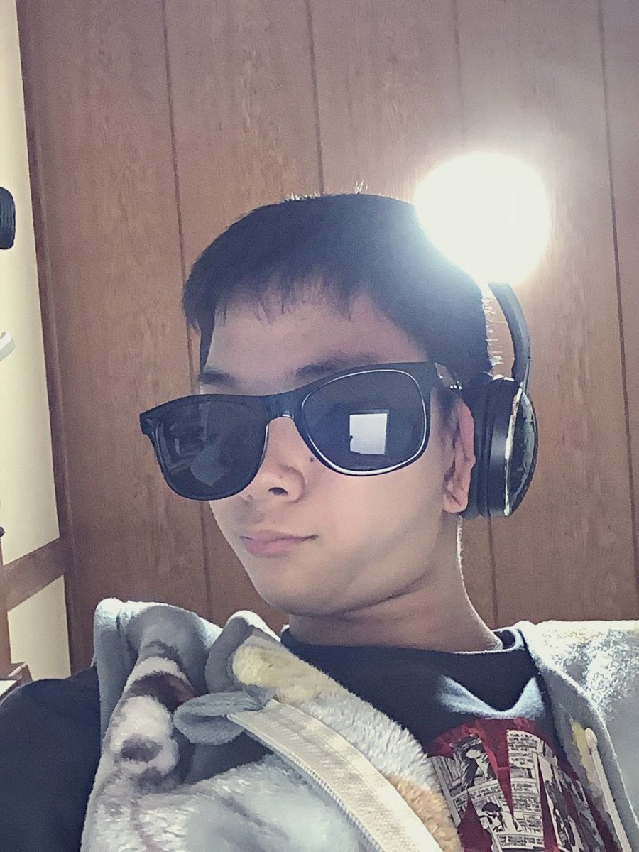 TVRicky2's tweet photo. 普通に外し方、考えよ？ https://t.co/NqiGS4w8ov