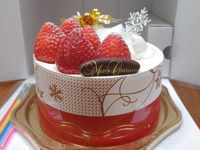 アンテノールクリスマスケーキ22の予約日は 当日販売やネット予約はできるの はいからレストラン