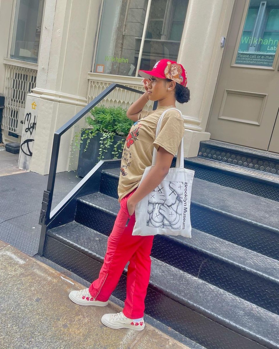 LDonski's tweet photo. My style different they like L why u be wilding 💫‼️ https://t.co/Y6XAxUrbeW